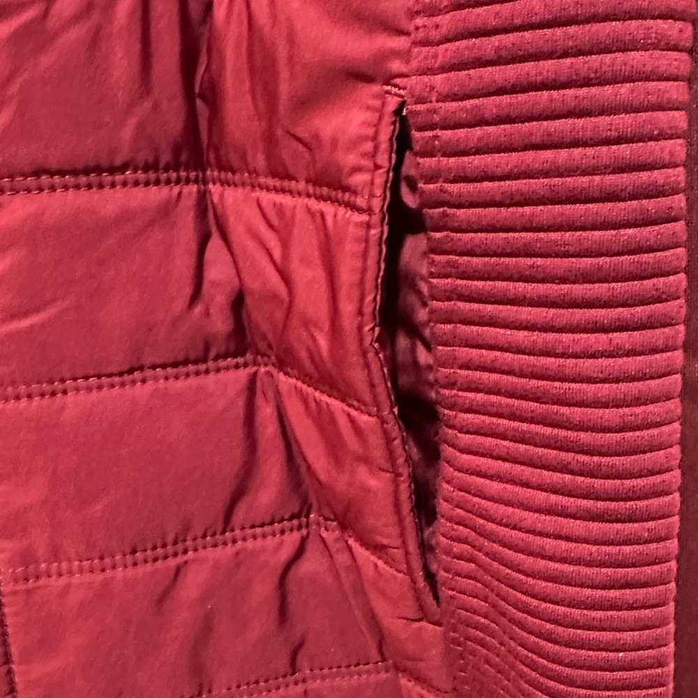 Tek Gear Women's Maroon Puffer Jacket - Picture 3 of 5